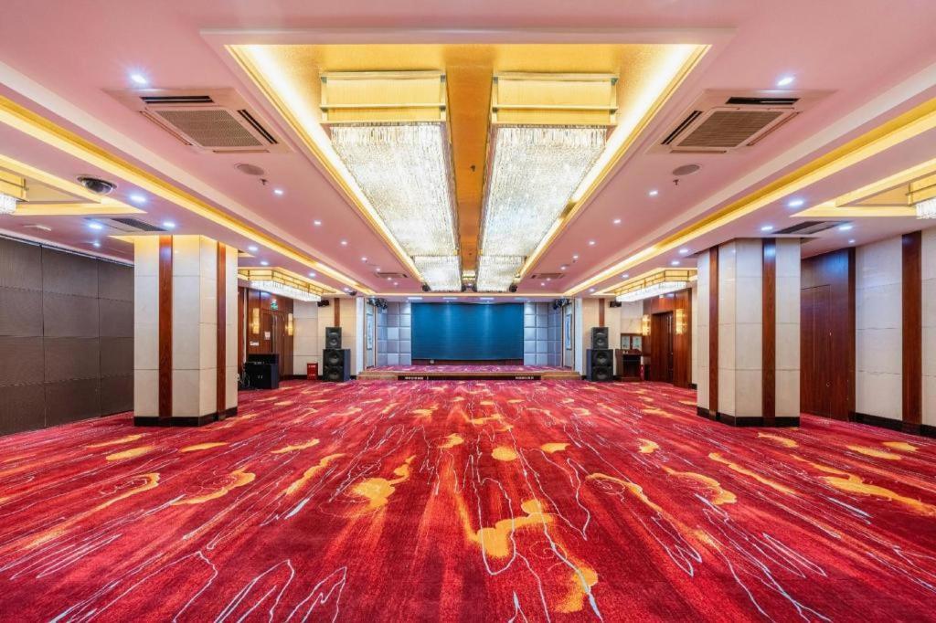 Grand Soluxe Hotel Gansu หลานโจว ภายนอก รูปภาพ